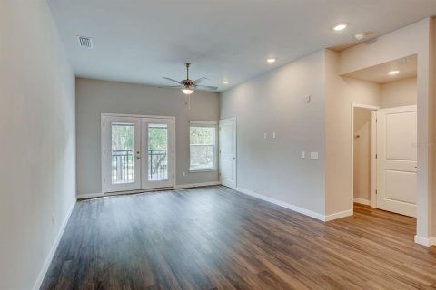 Appartement à louer à Gainesville, Floride: 2 chambres, 130.06 m2 № 2385960 - photo 9