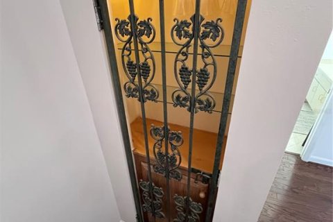 House in Winter Park, Florida 4 bedrooms, 366.78 sq.m. № 1882907 - photo 26