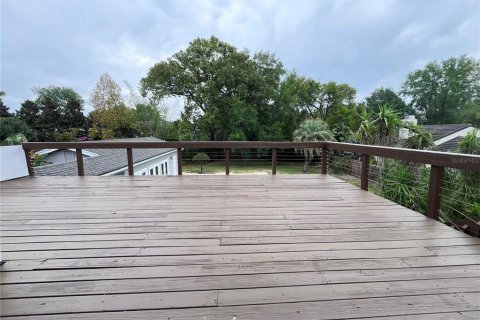 House in Winter Park, Florida 4 bedrooms, 366.78 sq.m. № 1882907 - photo 19