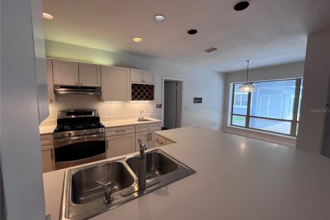 House in Winter Park, Florida 4 bedrooms, 366.78 sq.m. № 1882907 - photo 7