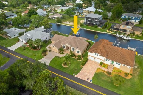 Купить виллу или дом в Хомосасса, Флорида 8 комнат, 304.81м2, № 1400562 - фото 3