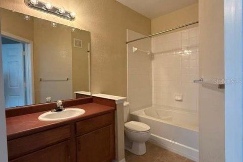 Condo in Orlando, Florida, 2 bedrooms № 2202510 - photo 13