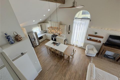 Townhouse in Crystal River, Florida 3 bedrooms, 158.31 sq.m. № 2402746 - photo 22