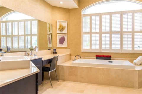 Townhouse in Aventura, Florida 4 bedrooms, 297.29 sq.m. № 1949445 - photo 30