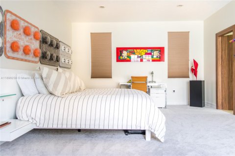 Townhouse in Aventura, Florida 4 bedrooms, 297.29 sq.m. № 1949445 - photo 27