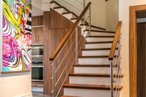 Townhouse in Aventura, Florida 4 bedrooms, 297.29 sq.m. № 1949445 - photo 22