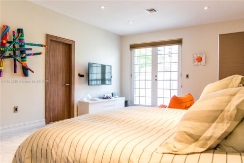 Townhouse in Aventura, Florida 4 bedrooms, 297.29 sq.m. № 1949445 - photo 28