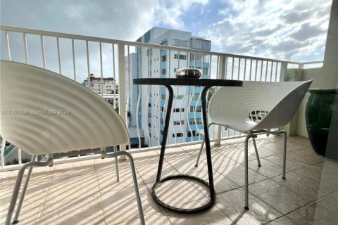 Купить кондоминиум в Бей-Харбор-Айлендс, Флорида 1 спальня, 88.26м2, № 2043600 - фото 18