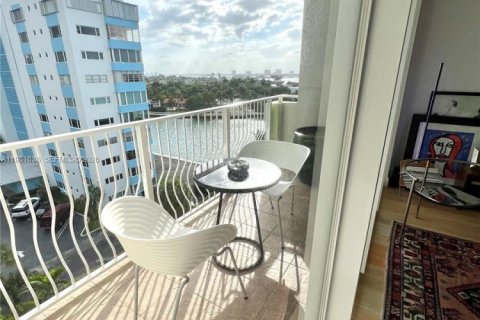 Купить кондоминиум в Бей-Харбор-Айлендс, Флорида 1 спальня, 88.26м2, № 2043600 - фото 19