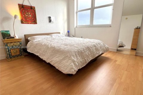 Купить кондоминиум в Бей-Харбор-Айлендс, Флорида 1 спальня, 88.26м2, № 2043600 - фото 29