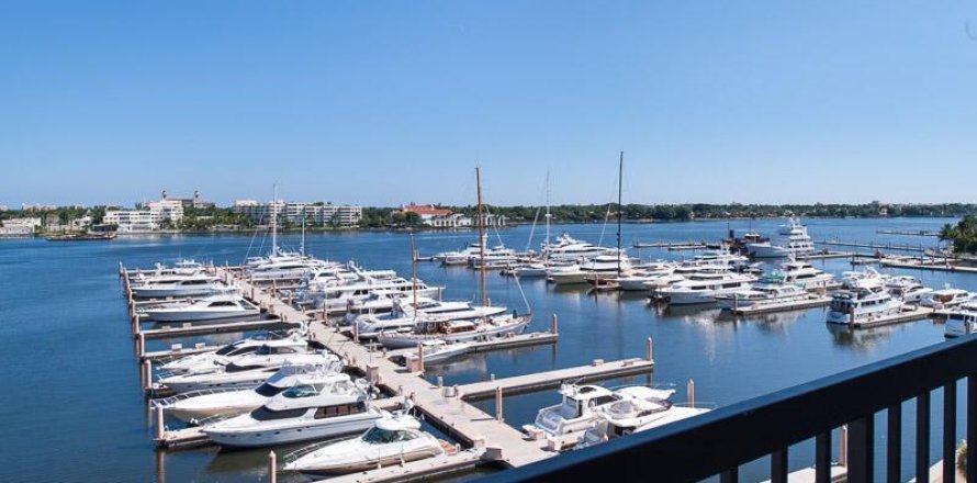 Condo in West Palm Beach, Florida, 2 bedrooms  № 614948