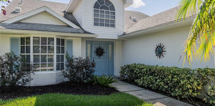 House in Lakeland, Florida 3 bedrooms, 185.99 sq.m. № 1893754