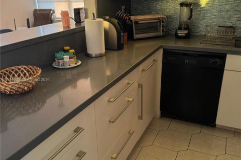 Купить кондоминиум в Авентура, Флорида 2 спальни, 114.46м2, № 1998525 - фото 8