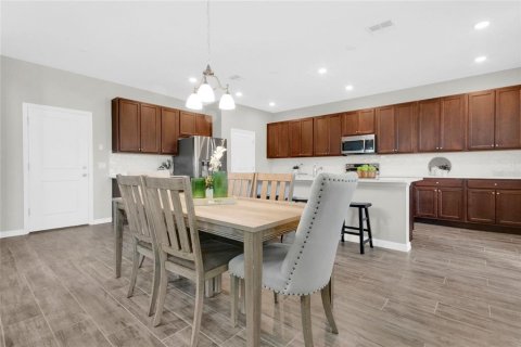 Villa ou maison à vendre à Orlando, Floride: 5 chambres, 259.01 m2 № 2223690 - photo 9