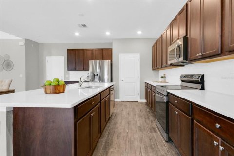 Villa ou maison à vendre à Orlando, Floride: 5 chambres, 259.01 m2 № 2223690 - photo 11
