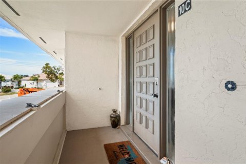 Condo in Punta Gorda, Florida, 2 bedrooms  № 1613852 - photo 4