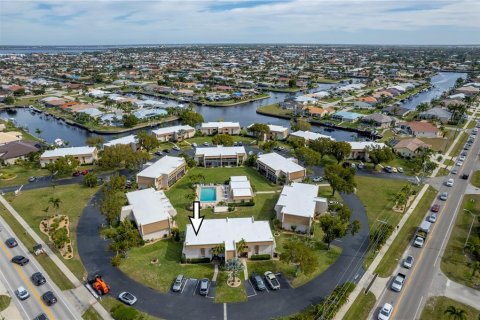 Condo in Punta Gorda, Florida, 2 bedrooms  № 1613852 - photo 2