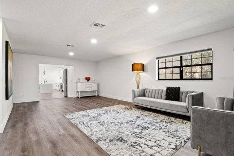Villa ou maison à vendre à DeBary, Floride: 5 chambres, 337.33 m2 № 2400081 - photo 17