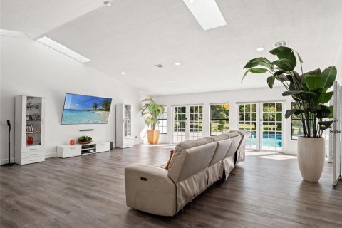 Villa ou maison à vendre à DeBary, Floride: 5 chambres, 337.33 m2 № 2400081 - photo 14