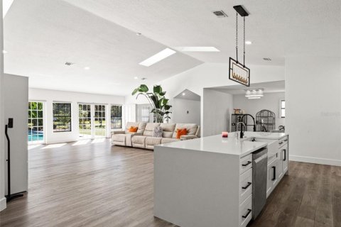Villa ou maison à vendre à DeBary, Floride: 5 chambres, 337.33 m2 № 2400081 - photo 11