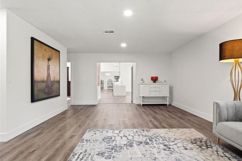 Villa ou maison à vendre à DeBary, Floride: 5 chambres, 337.33 m2 № 2400081 - photo 18