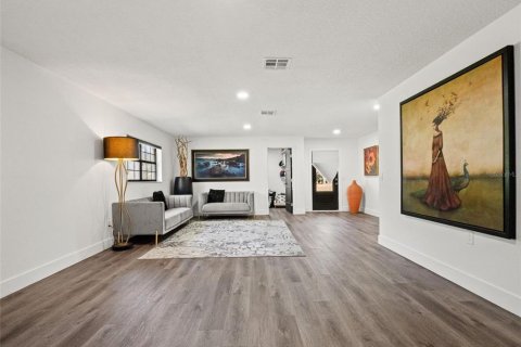 Villa ou maison à vendre à DeBary, Floride: 5 chambres, 337.33 m2 № 2400081 - photo 16