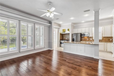 Villa ou maison à louer à Kissimmee, Floride: 5 chambres, 260.13 m2 № 1851102 - photo 16