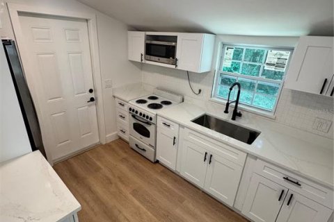 Casa en venta en Eustis, Florida, 2 dormitorios, 78.78 m2 № 2234536 - foto 4