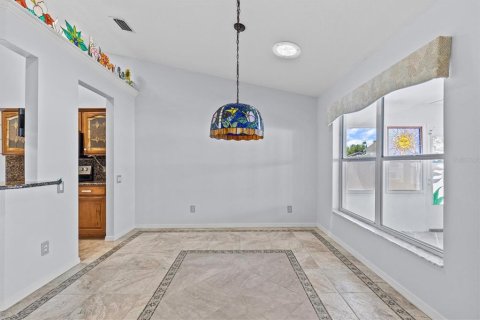 House in Tarpon Springs, Florida 3 bedrooms, 229.56 sq.m. № 1608066 - photo 10