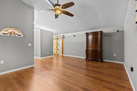 House in Tarpon Springs, Florida 3 bedrooms, 229.56 sq.m. № 1608066 - photo 17