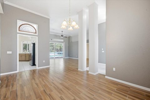 Casa en venta en Weeki Wachee, Florida, 4 dormitorios, 253.53 m2 № 2232241 - foto 11