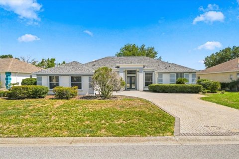 Casa en venta en Weeki Wachee, Florida, 4 dormitorios, 253.53 m2 № 2232241 - foto 3