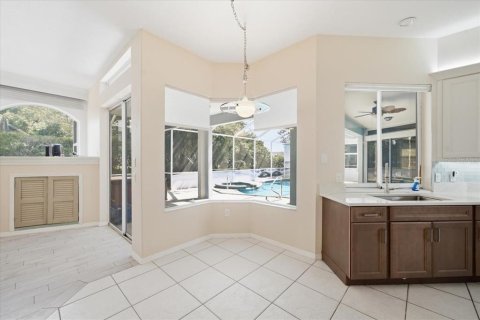 Casa en venta en Weeki Wachee, Florida, 4 dormitorios, 253.53 m2 № 2232241 - foto 27