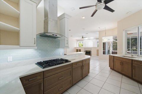 Casa en venta en Weeki Wachee, Florida, 4 dormitorios, 253.53 m2 № 2232241 - foto 24