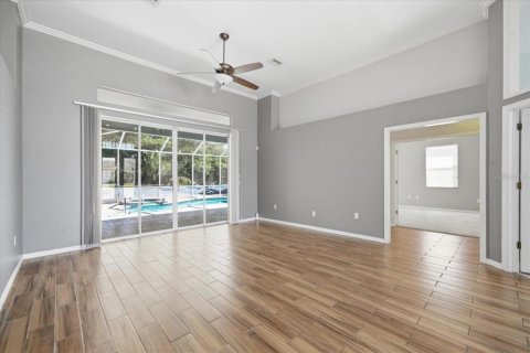 Casa en venta en Weeki Wachee, Florida, 4 dormitorios, 253.53 m2 № 2232241 - foto 16