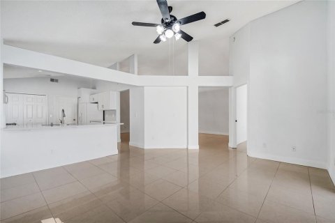 Villa ou maison à vendre à Orlando, Floride: 3 chambres, 149.76 m2 № 2429174 - photo 25