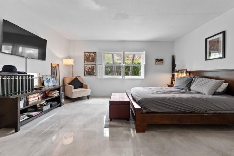 Apartamento en alquiler en Coral Gables, Florida, 2 dormitorios, 106.84 m2 № 2069274 - foto 17