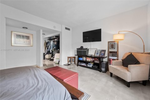 Apartamento en alquiler en Coral Gables, Florida, 2 dormitorios, 106.84 m2 № 2069274 - foto 18