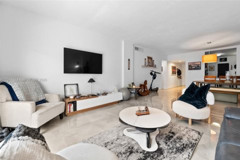 Appartement à Coral Gables, Floride 2 chambres, 106.84 m2 № 2069274