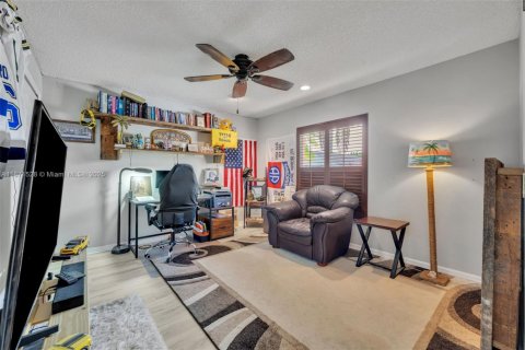 Villa ou maison à vendre à Melbourne, Floride: 4 chambres, 180.42 m2 № 1923205 - photo 21