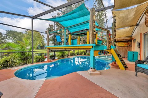 Villa ou maison à vendre à Melbourne, Floride: 4 chambres, 180.42 m2 № 1923205 - photo 25