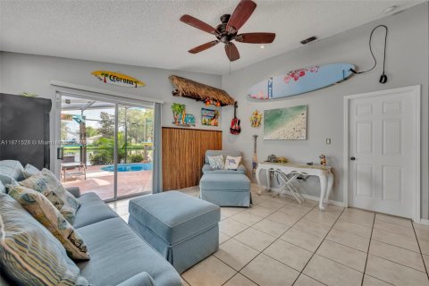 Villa ou maison à vendre à Melbourne, Floride: 4 chambres, 180.42 m2 № 1923205 - photo 10