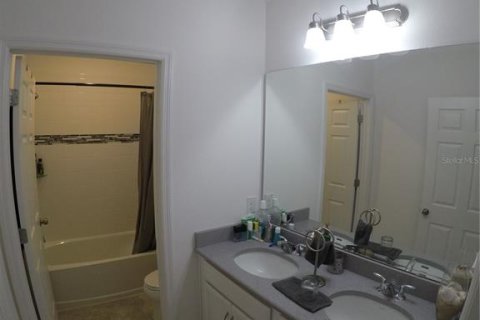 House in Davenport, Florida 4 bedrooms, 196.21 sq.m. № 793630 - photo 21