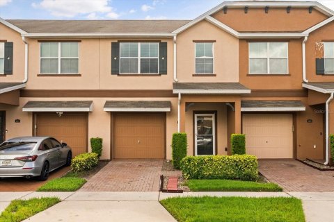 Townhouse in Orlando, Florida 3 bedrooms, 138.61 sq.m. № 1819065 - photo 2