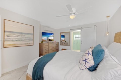 House in Key Largo, Florida 3 bedrooms, 161.28 sq.m. № 1655935 - photo 21