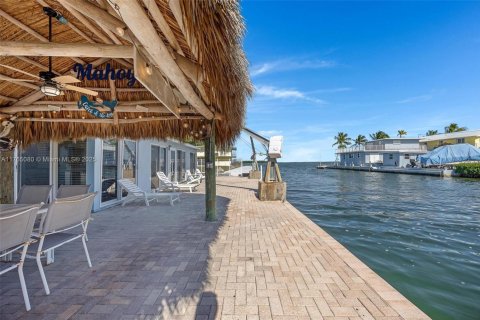 House in Key Largo, Florida 3 bedrooms, 161.28 sq.m. № 1655935 - photo 5