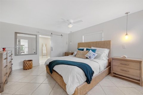 House in Key Largo, Florida 3 bedrooms, 161.28 sq.m. № 1655935 - photo 20
