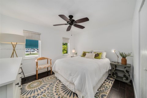 Townhouse in North Miami Beach, Florida 3 bedrooms, 151.43 sq.m. № 1868474 - photo 16