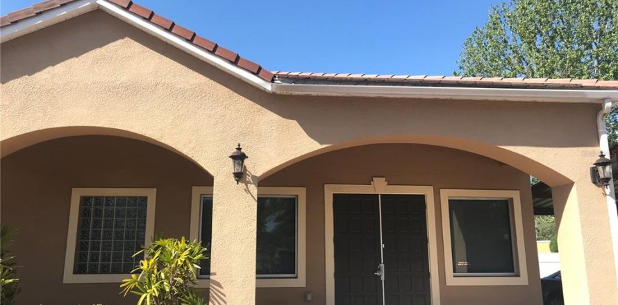 Immobilier commercial à Orlando, Floride 530.29 m2 № 1848634