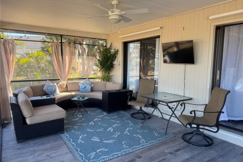 Villa ou maison à louer à Nokomis, Floride: 2 chambres, 130.16 m2 № 2411672 - photo 18